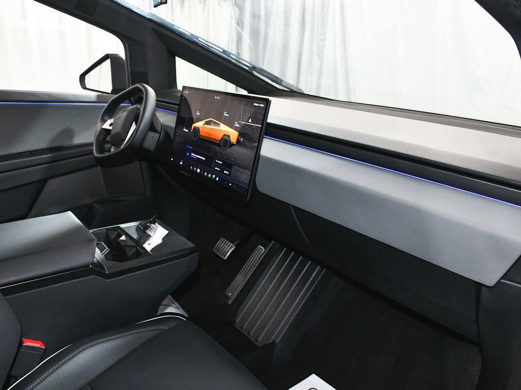 Used 2025 Tesla Cybertruck AWD Crew Cab image 52