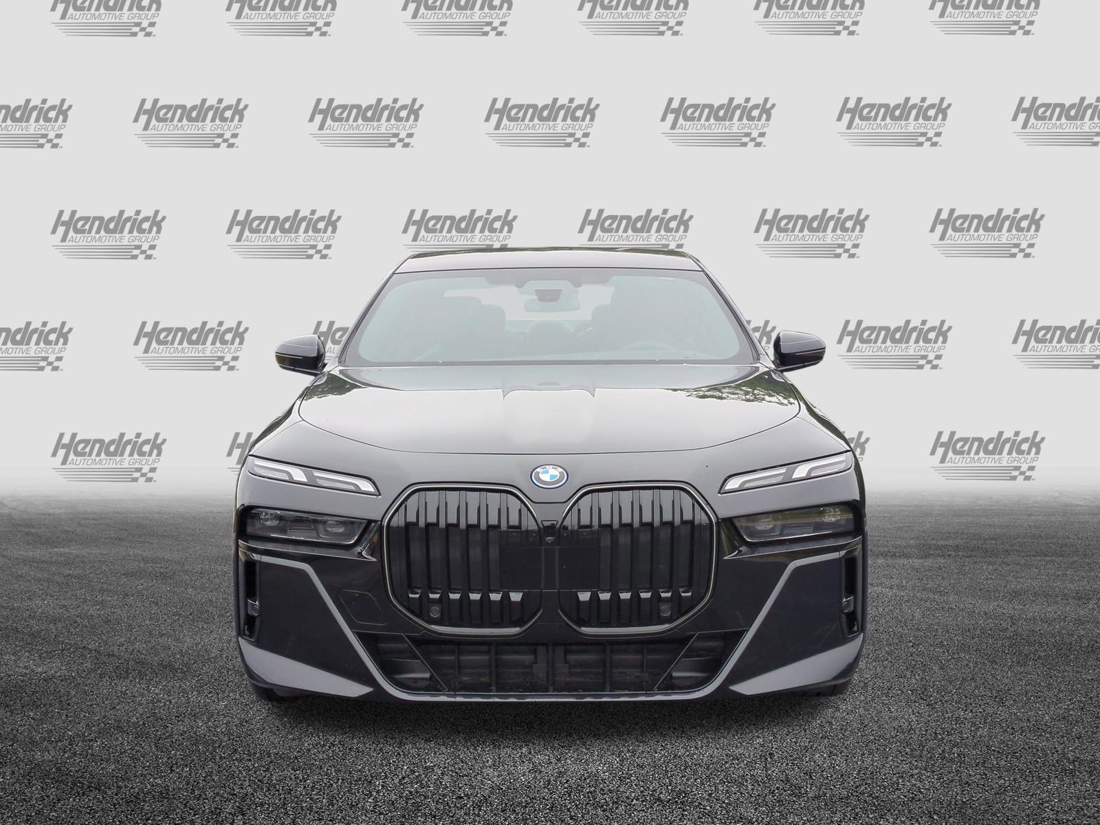 New 2026 BMW i7 xDrive60 AWD/4WD image 3