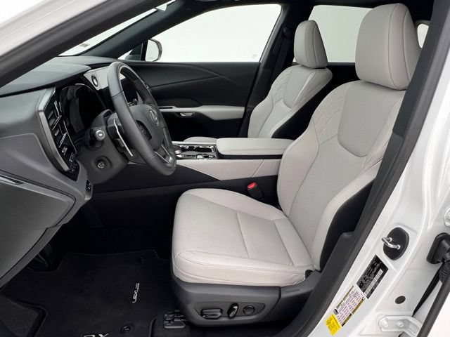 Used 2025 Lexus RX 350h AWD/4WD image 13