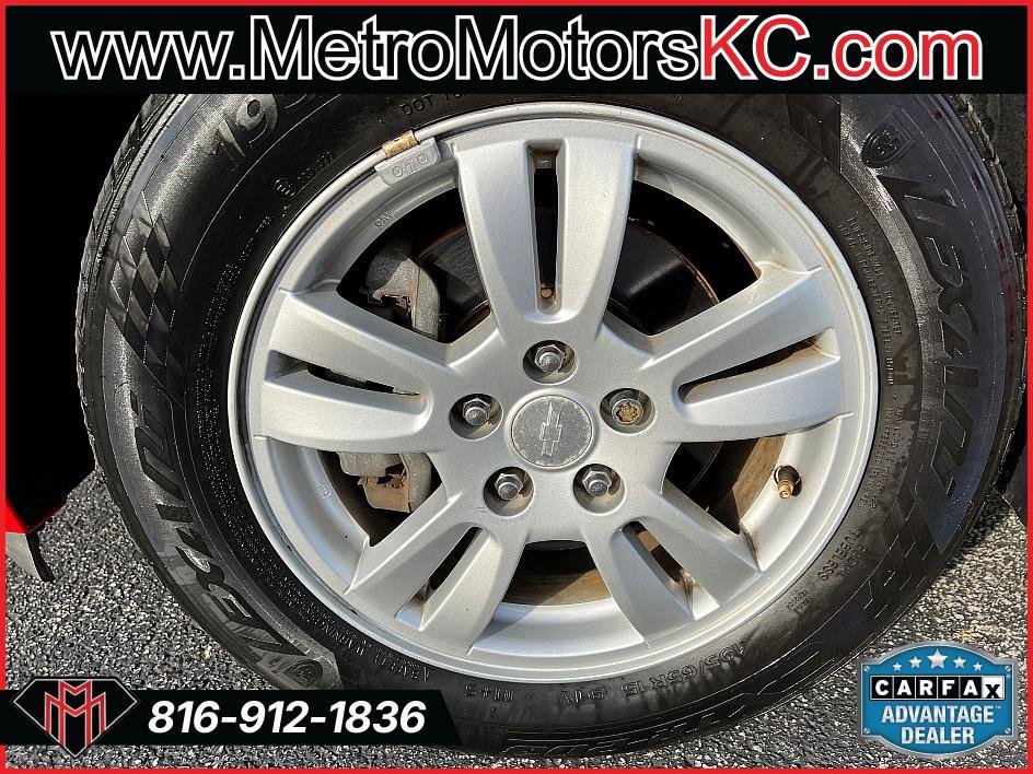 Used 2014 Chevrolet Sonic LT w/ Fun and Sun Package image 11