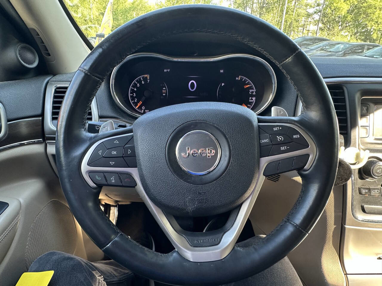 Used 2015 Jeep Grand Cherokee Limited RWD image 19