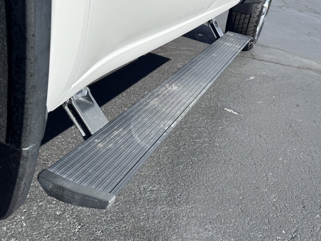 Used 2022 Chevrolet Silverado 2500 LTZ w/ LTZ Convenience Package image 41