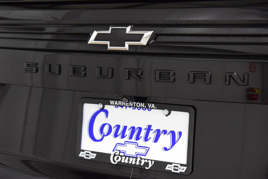 Used 2024 Chevrolet Suburban RST w/ Luxury Package AWD/4WD image 22