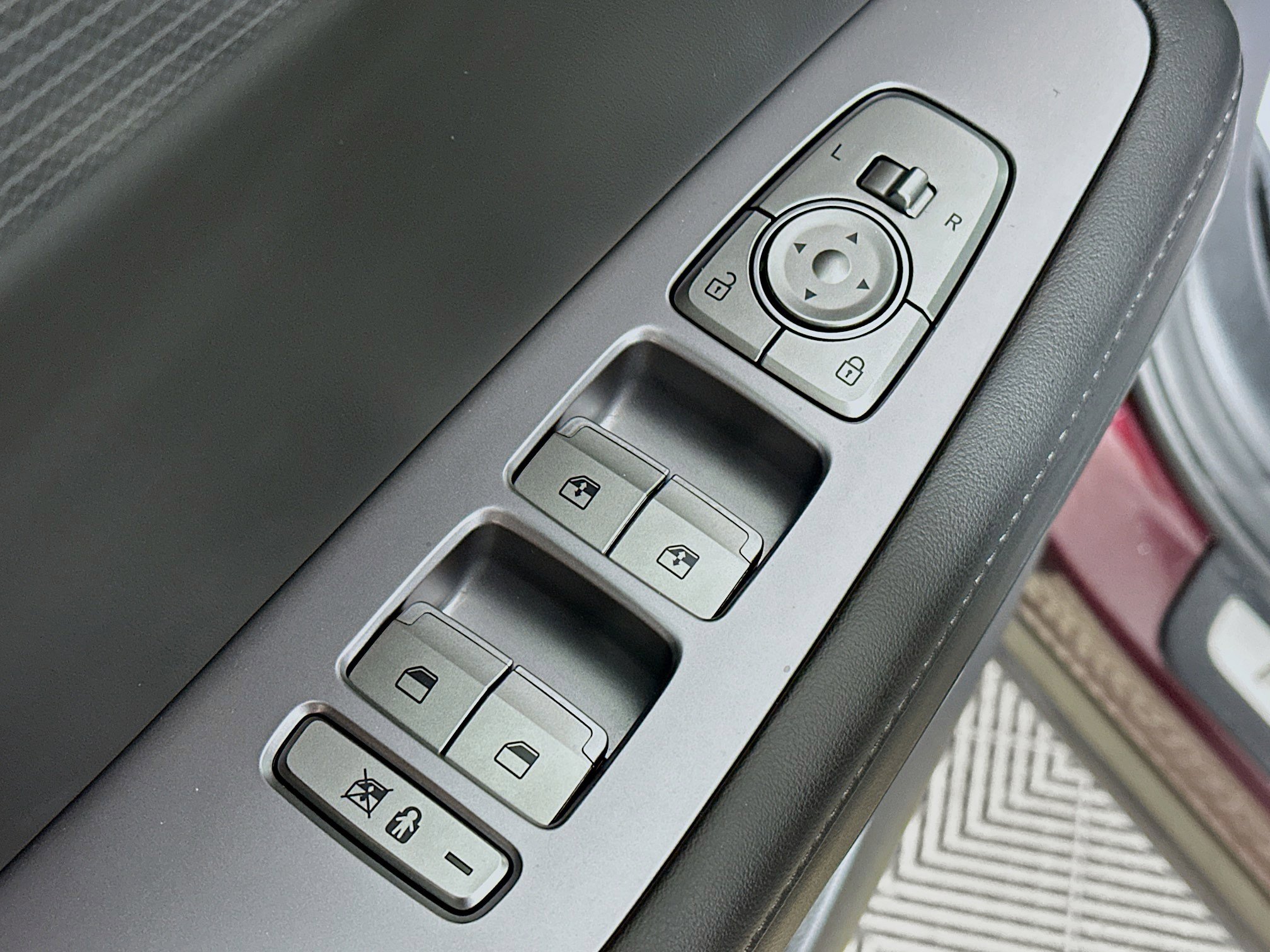 Used 2024 Hyundai Palisade Limited image 17