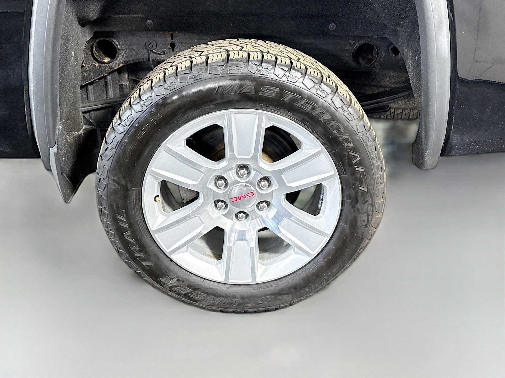 Used 2018 GMC Sierra 1500 SLE w/ SLE Value Package AWD/4WD image 35