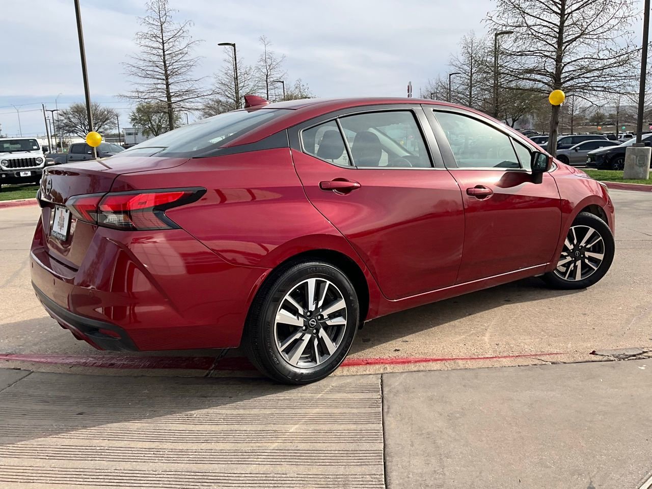 Used 2025 Nissan Versa SV image 6