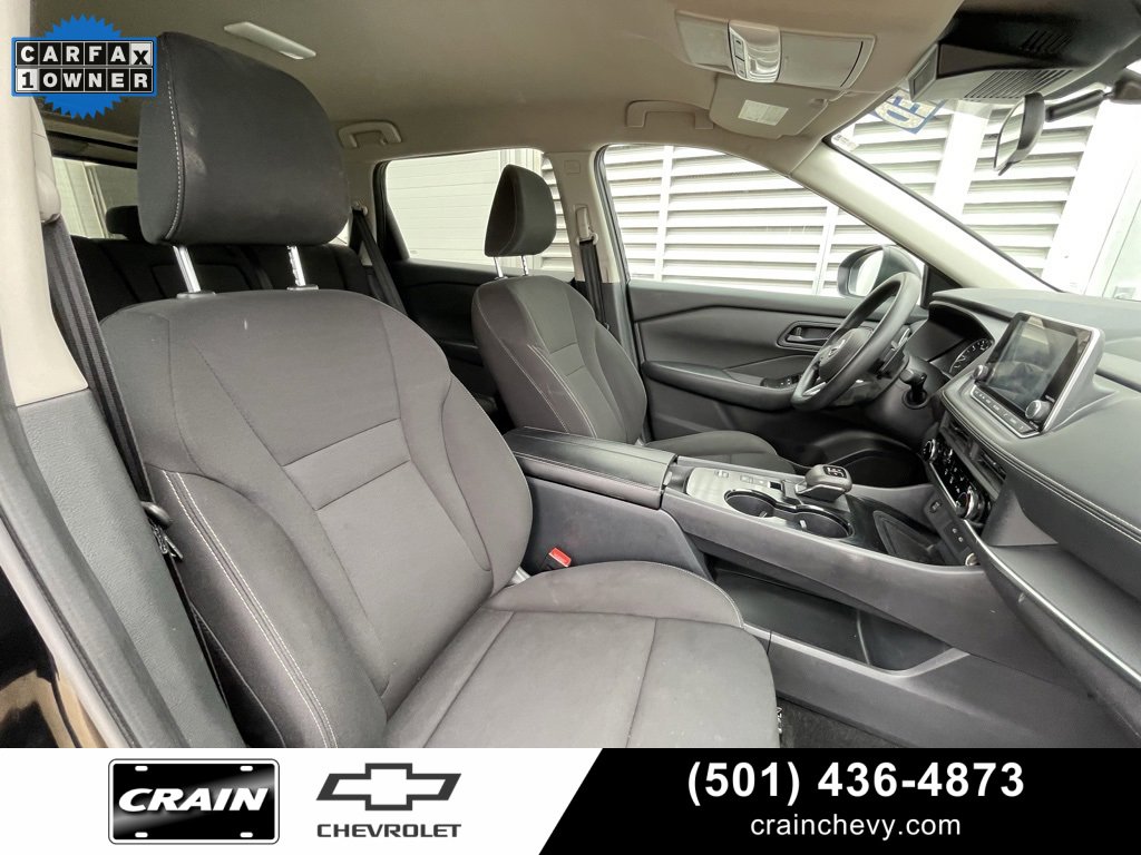 Used 2024 Nissan Rogue S image 29