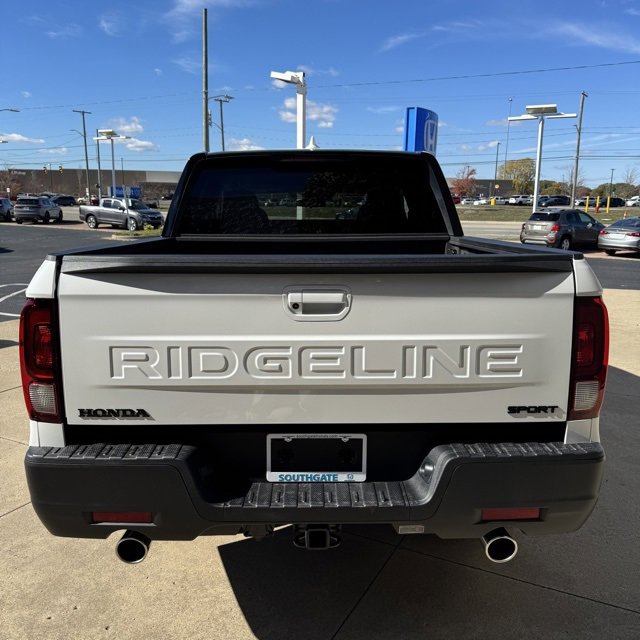 New 2026 Honda Ridgeline Sport image 4