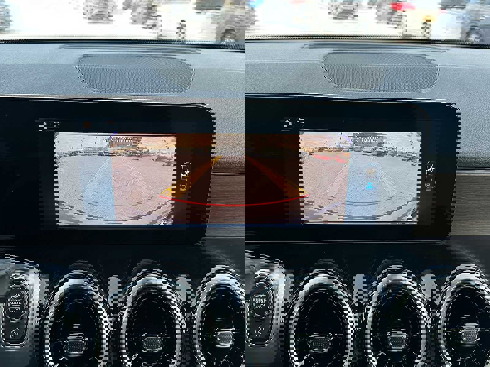 Used 2026 Mercedes-Benz GLB 250 4MATIC image 29