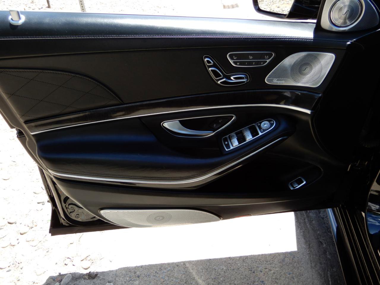 Used 2018 Mercedes-Benz S 560 Sedan w/ AMG Line Exterior image 25