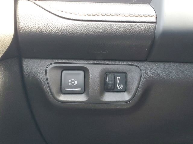 Certified 2020 GMC Acadia AT4 w/ GMC Pro Grade Package image 20