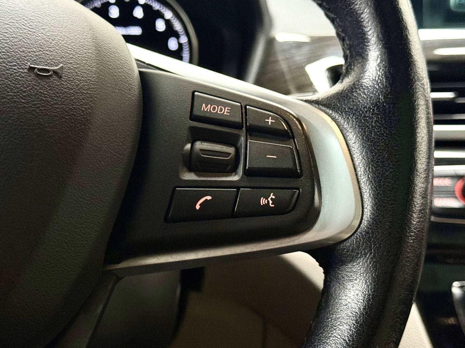 Used 2018 BMW X2 sDrive28i w/ Premium Package FWD image 23