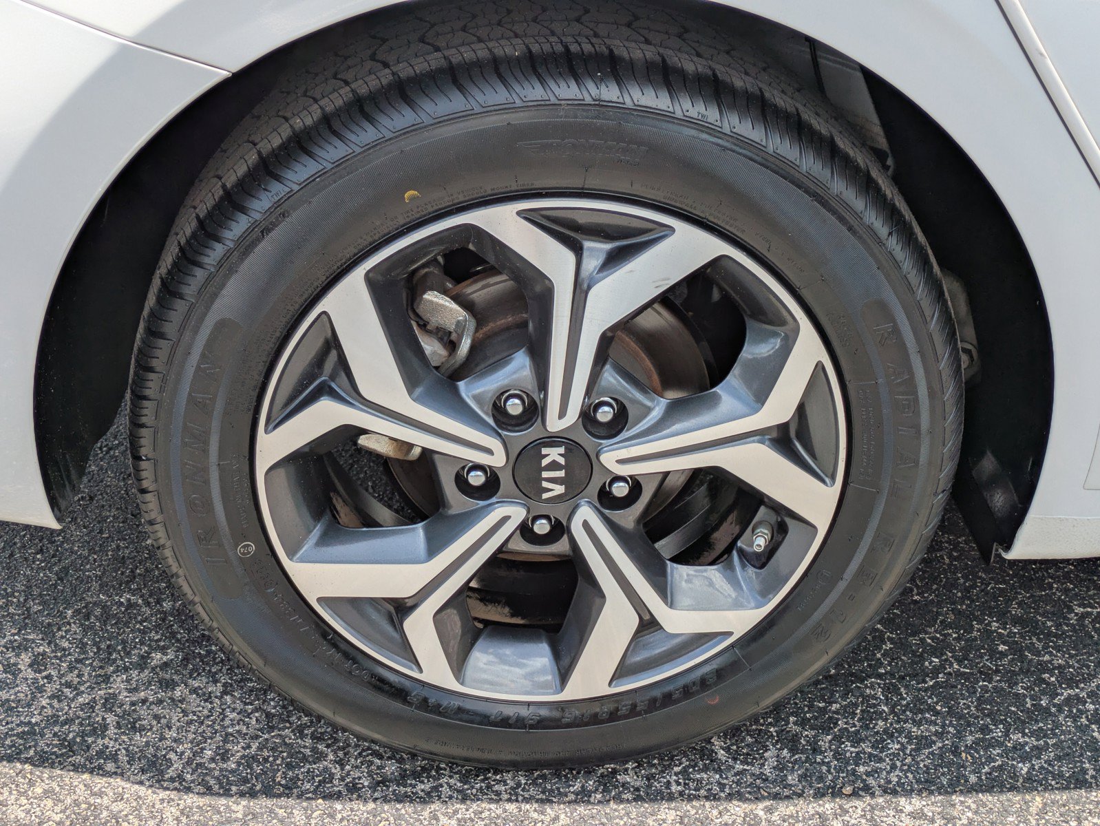 Certified 2021 Kia Forte LXS FWD image 9