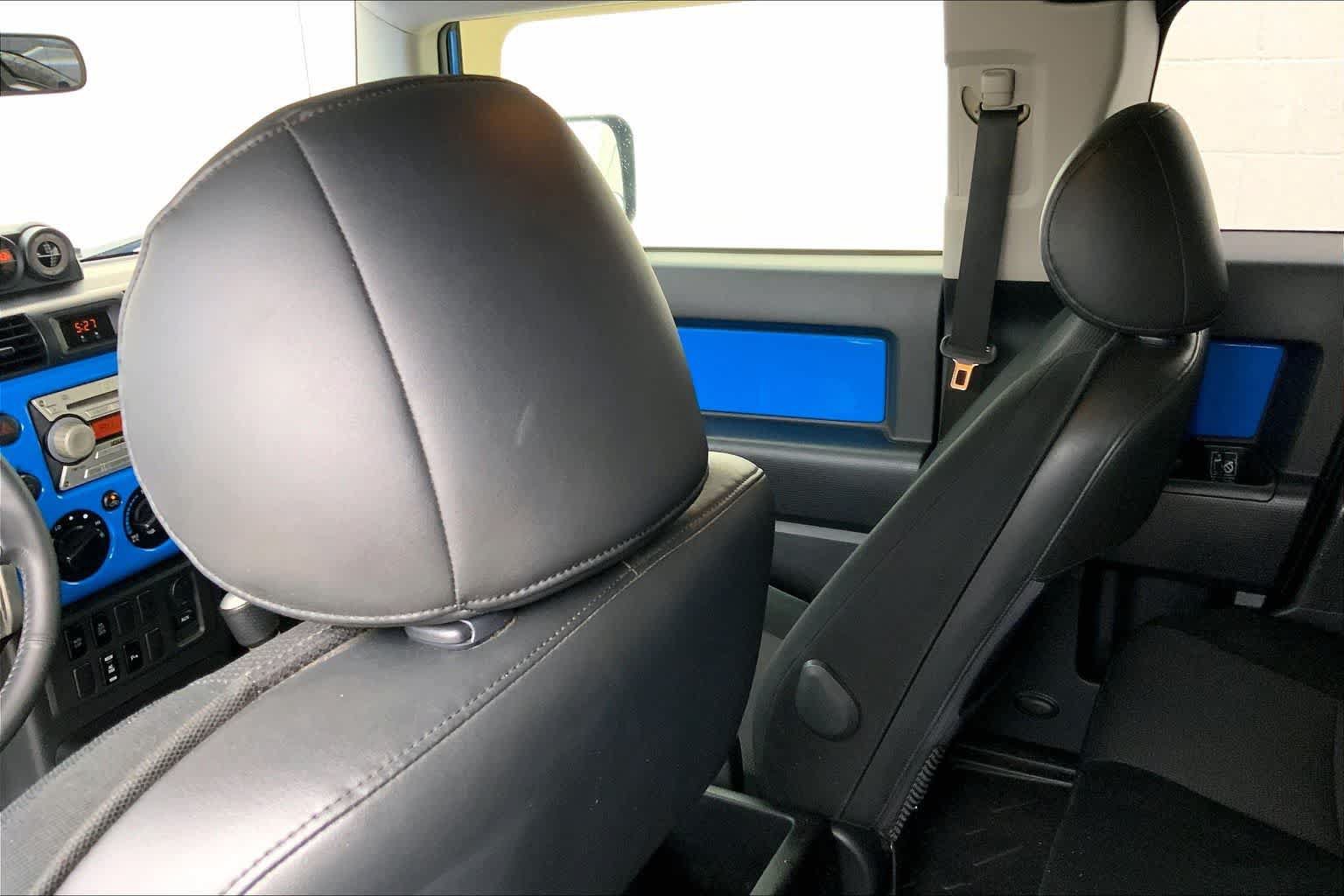 Used 2007 Toyota FJ Cruiser 2WD image 11