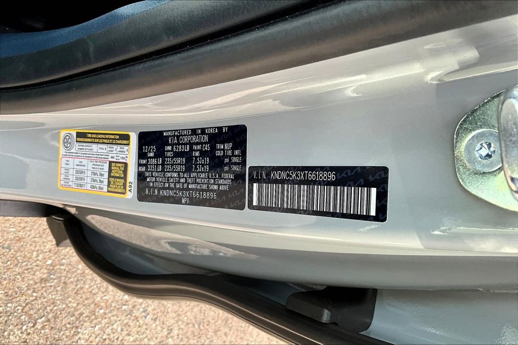 New 2026 Kia Carnival EX FWD image 12