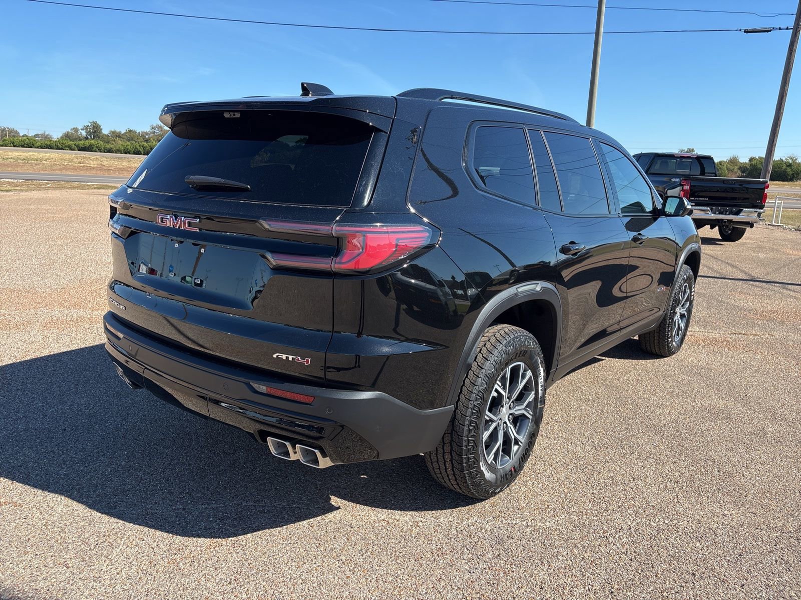 New 2026 GMC Acadia AT4 w/ Luxury Package image 5
