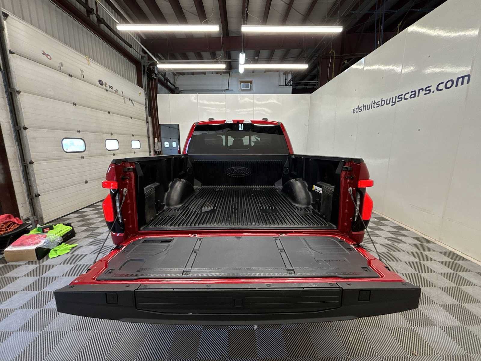 New 2025 Ford F150 Lightning Platinum AWD/4WD image 20