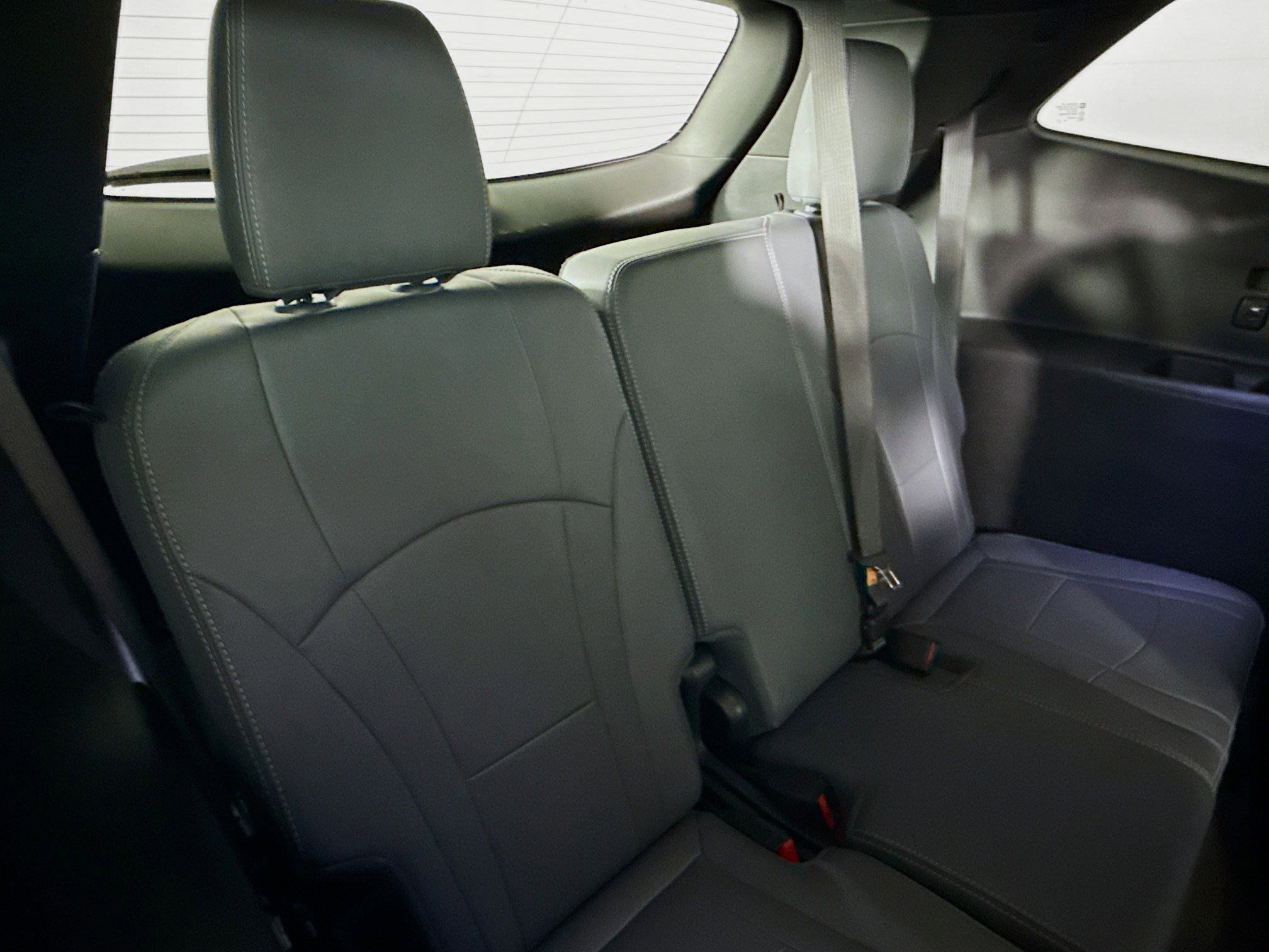 Used 2024 Buick Enclave Premium image 35