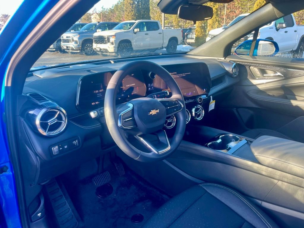 New 2025 Chevrolet Blazer EV LT AWD/4WD image 11