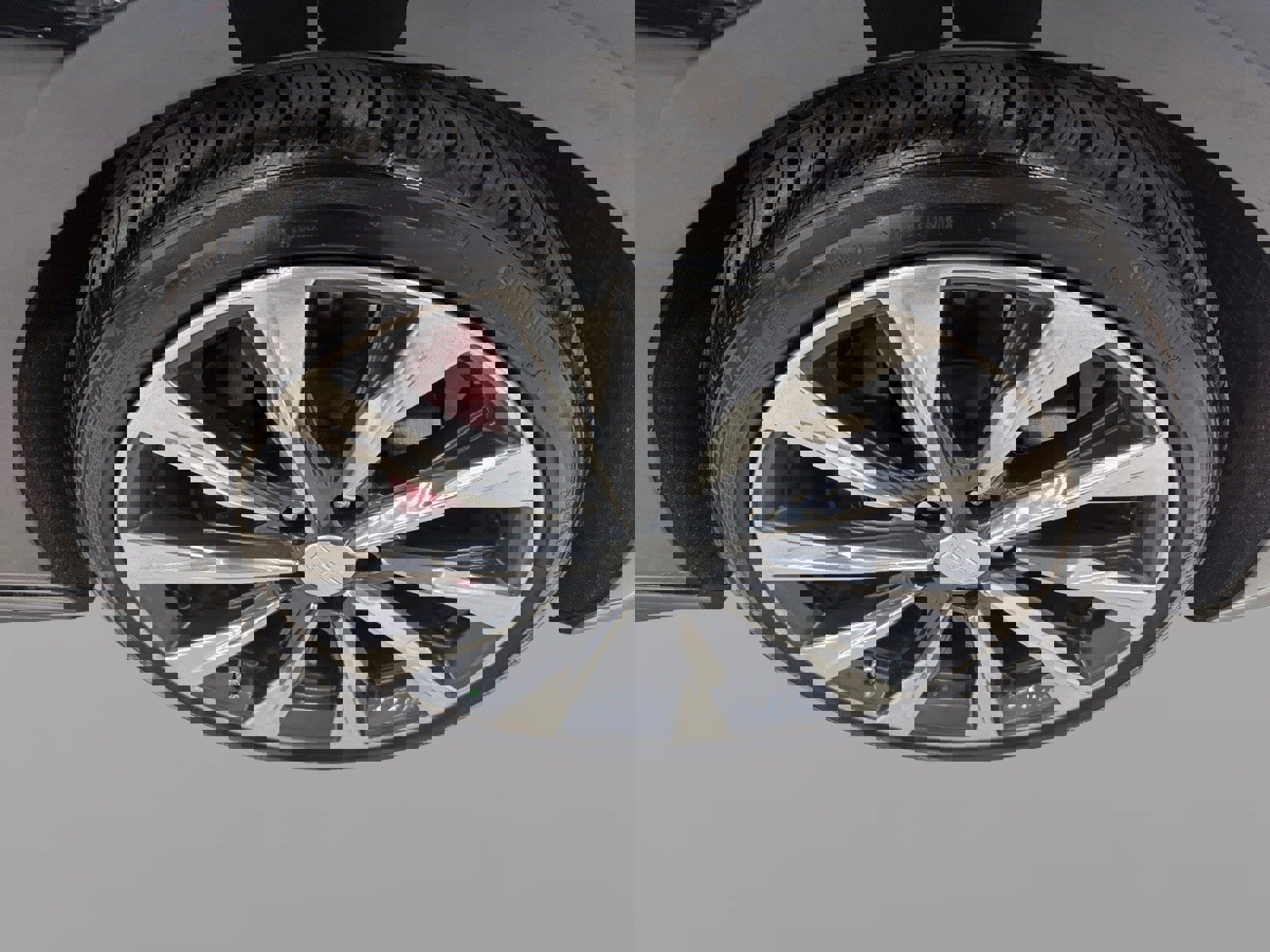 Used 2023 Cadillac CT4 V w/ Navigation Package image 8