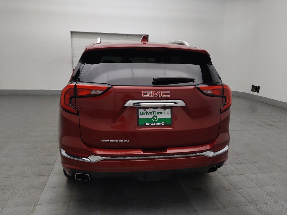 Used 2020 GMC Terrain Denali w/ Denali Premium Package FWD image 6