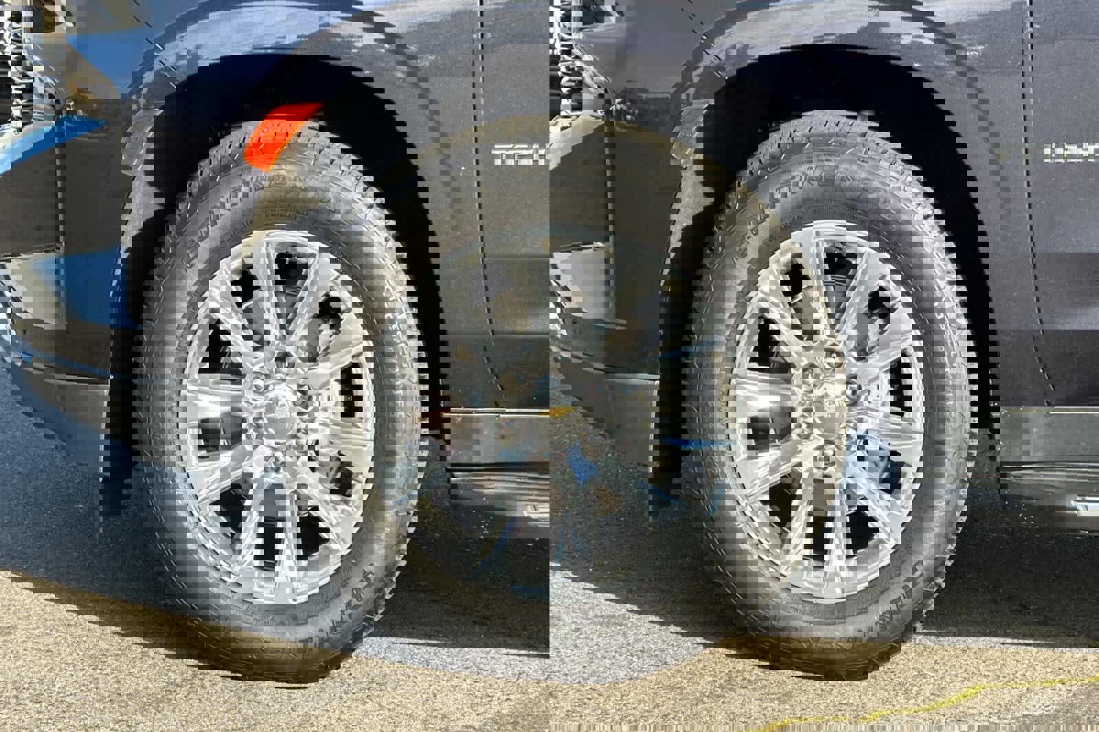 Used 2023 Chevrolet Tahoe Premier image 32