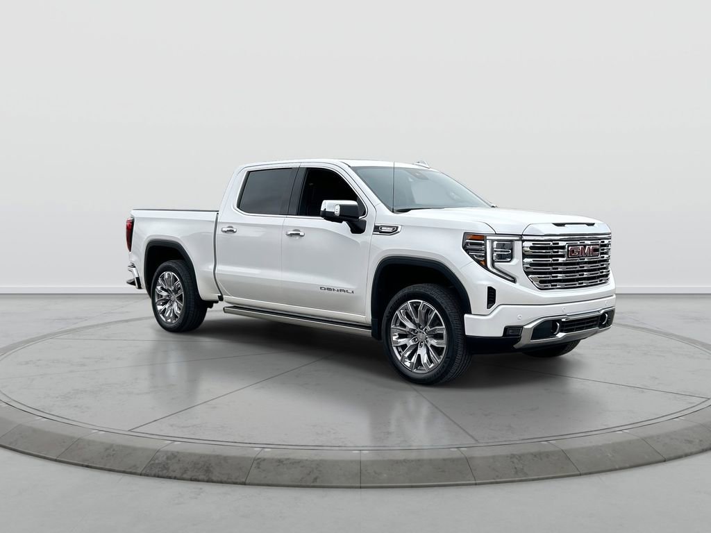 Used 2023 GMC Sierra 1500 Denali w/ Denali Reserve Package AWD/4WD image 2