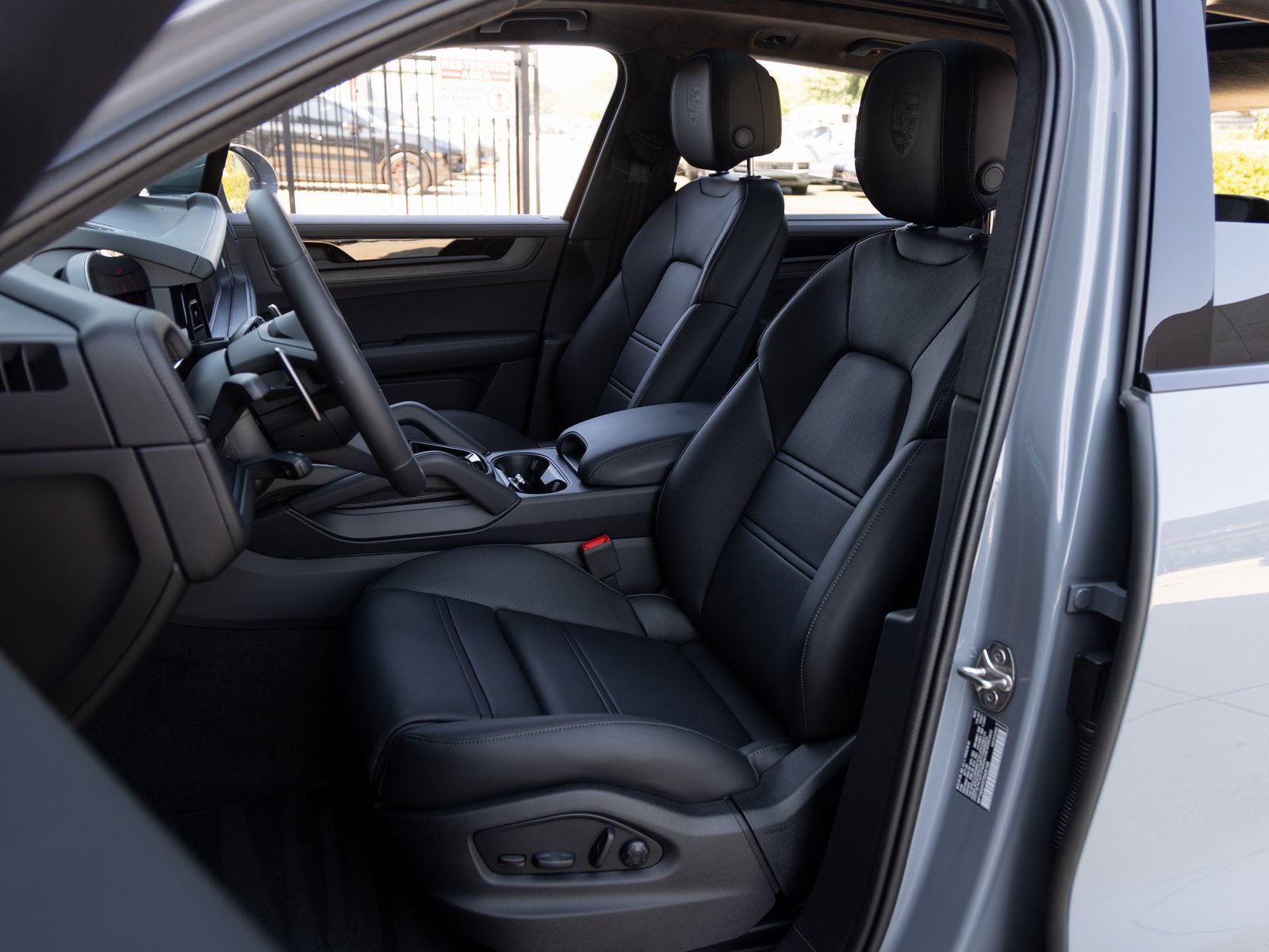 Certified 2026 Porsche Cayenne GTS image 5