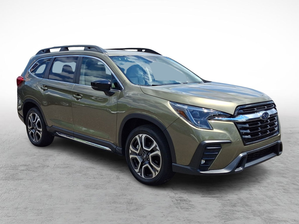 Used 2024 Subaru Ascent Limited w/ Technology Package AWD/4WD image 7
