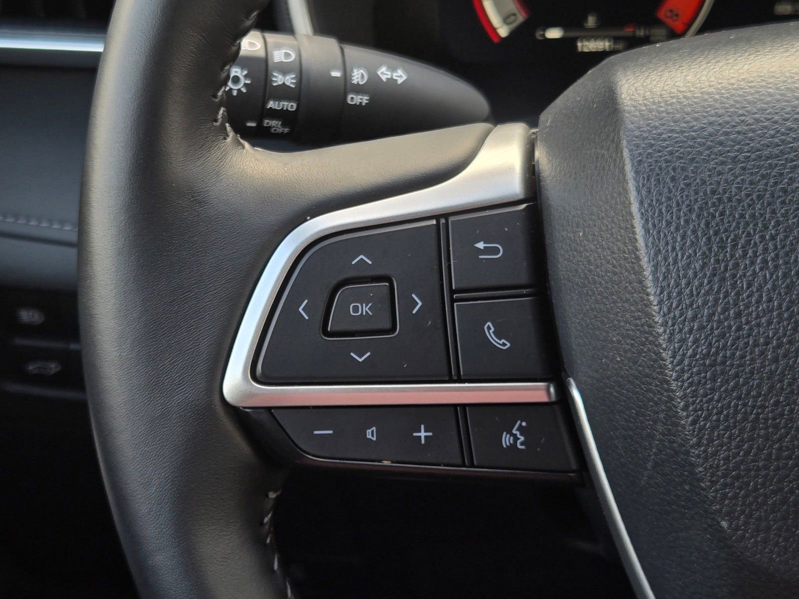 Certified 2025 Toyota Highlander XSE AWD/4WD image 21