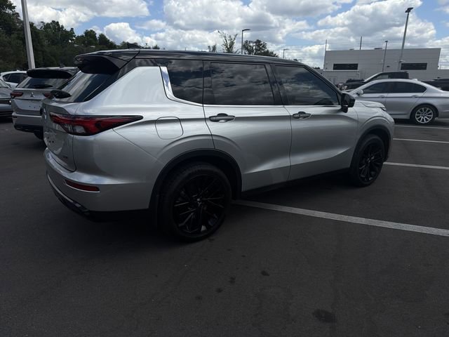Used 2023 Mitsubishi Outlander SEL FWD image 12
