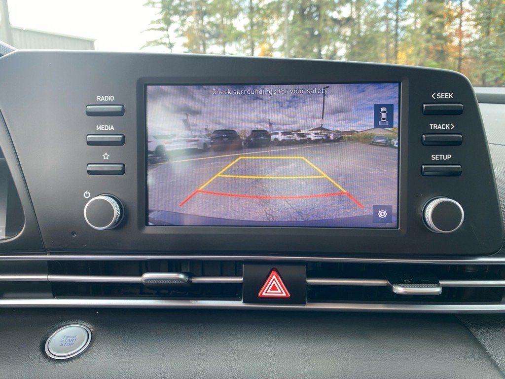 Used 2023 Hyundai Elantra SEL image 14