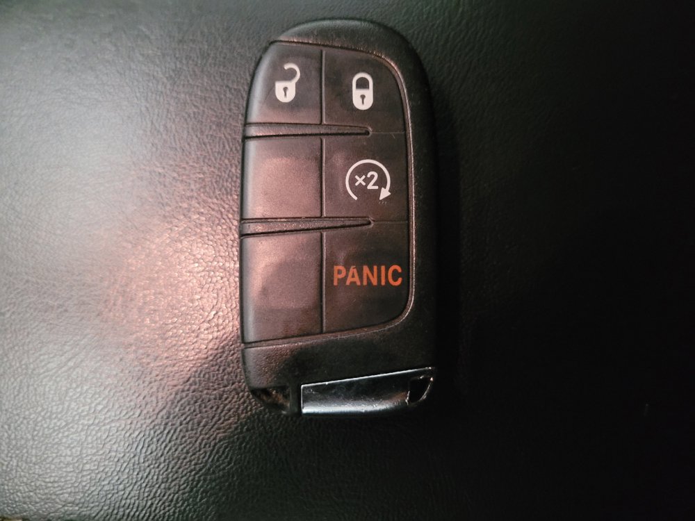 Used 2018 Jeep Compass Latitude w/ Popular Equipment Group FWD image 32