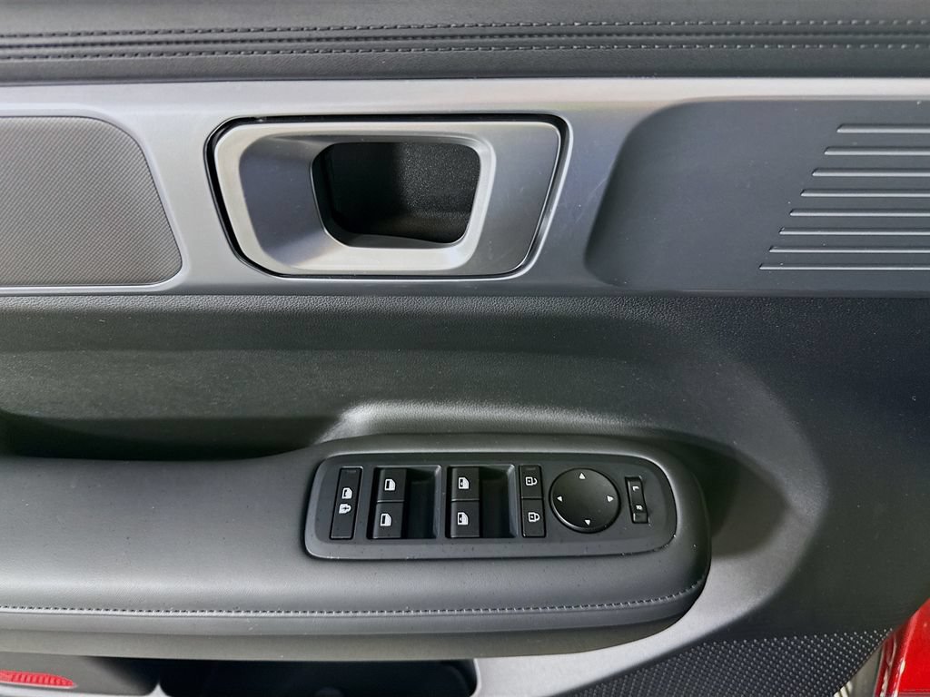 Certified 2025 Hyundai Santa Fe SEL AWD/4WD image 20