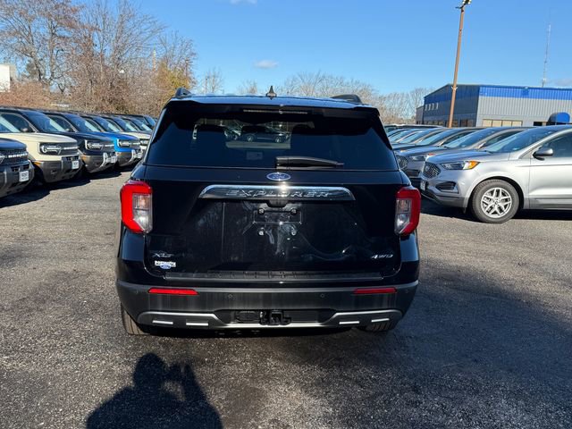Used 2023 Ford Explorer XLT w/ Equipment Group 202A image 24
