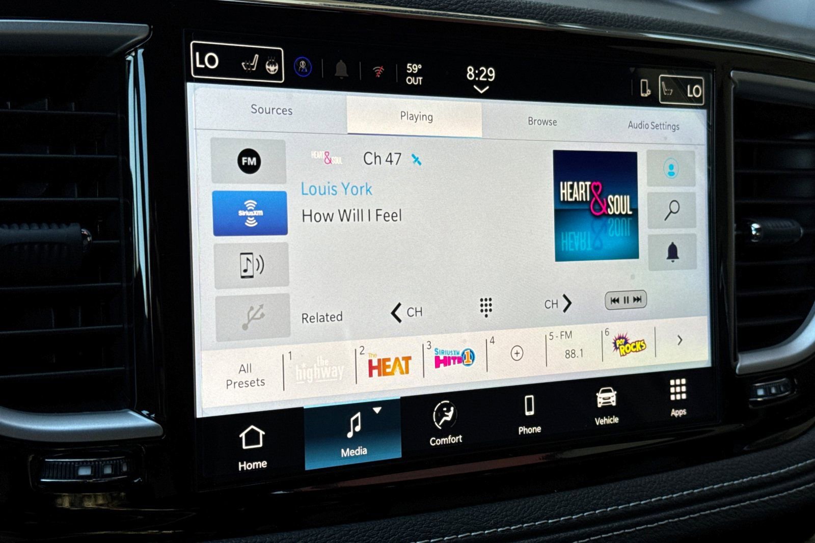 New 2026 Chrysler Pacifica Select image 18