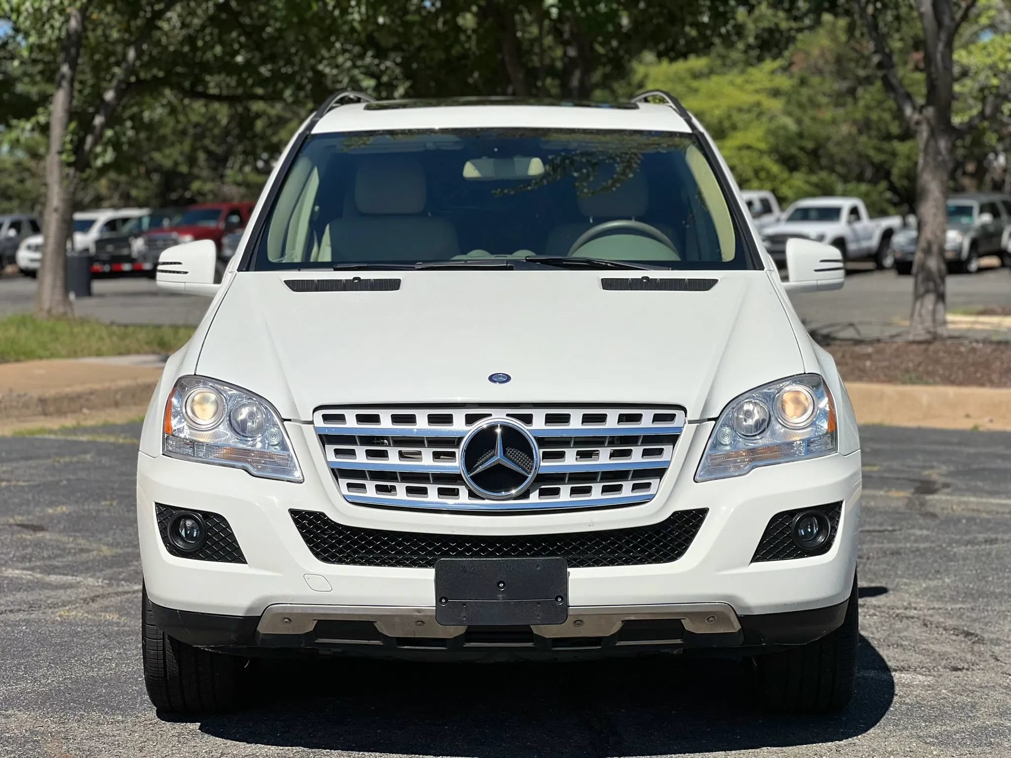 Used 2011 Mercedes-Benz ML 350 BlueTEC 4MATIC image 8