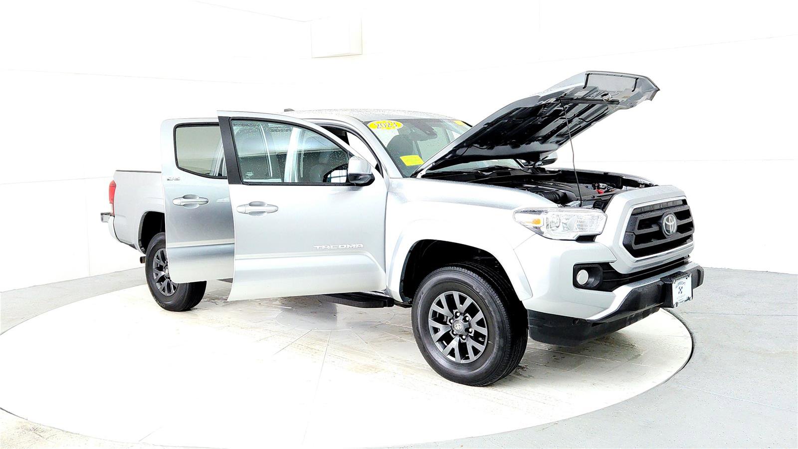 Certified 2023 Toyota Tacoma SR5 image 12