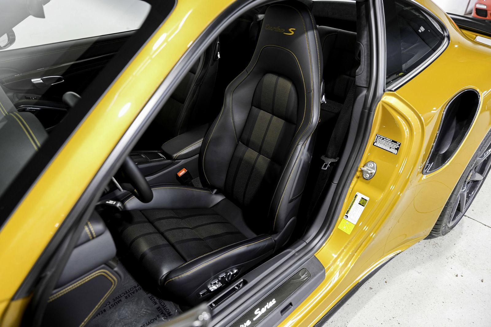 Used 2018 Porsche 911 Turbo S AWD/4WD image 25