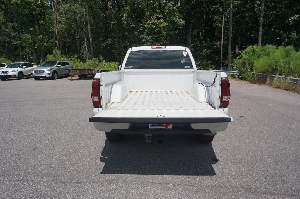 Used 2004 Chevrolet Silverado 2500 LS RWD image 12