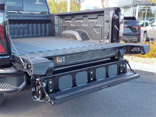 New 2026 GMC Sierra 2500 AT4 w/ AT4 Preferred Package image 9