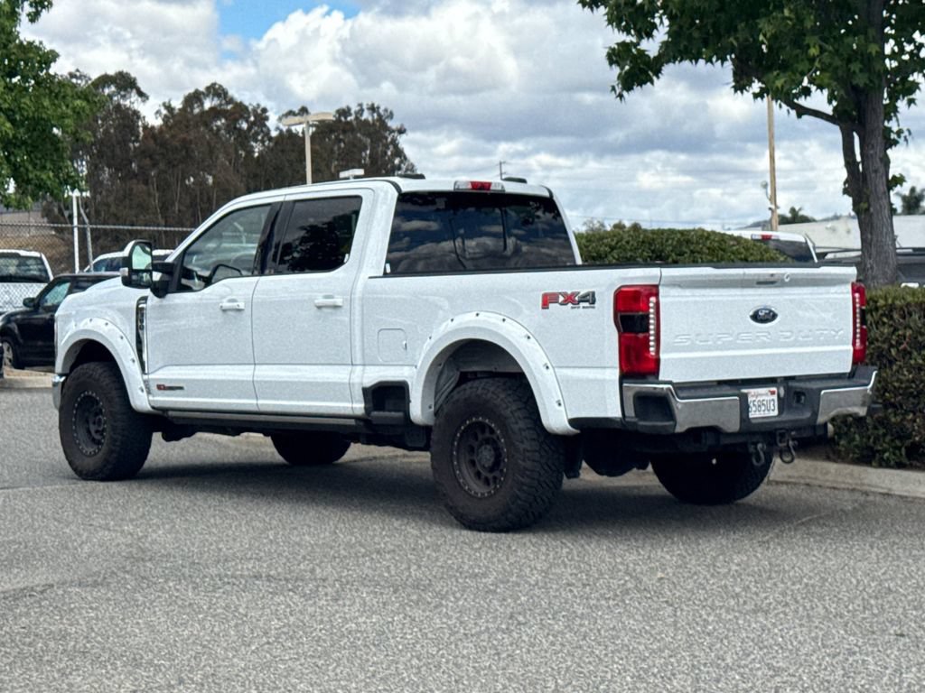 Used 2023 Ford F350 Lariat w/ Lariat Ultimate Package AWD/4WD image 4