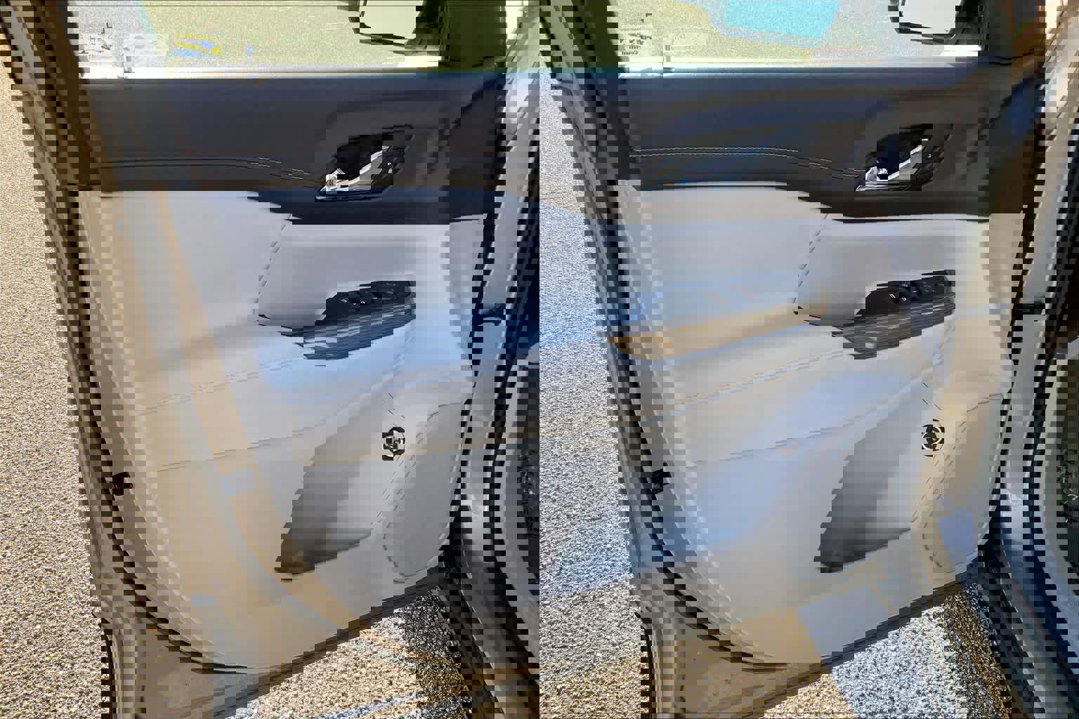 Used 2023 GMC Acadia SLE w/ Driver Convenience Package image 21