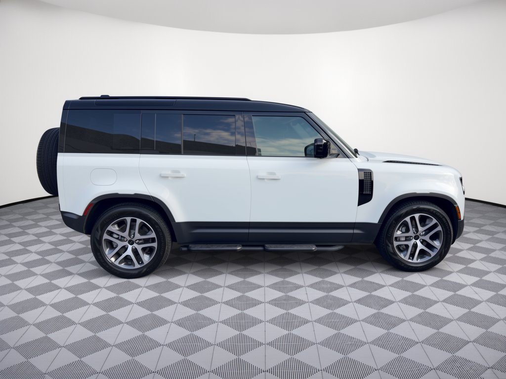 Used 2026 Land Rover Defender 110 S AWD/4WD image 8