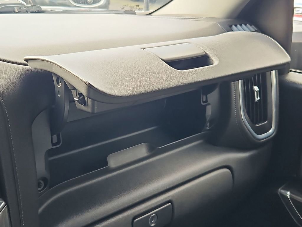 Used 2021 Chevrolet Silverado 3500 LTZ w/ LTZ Convenience Package image 29