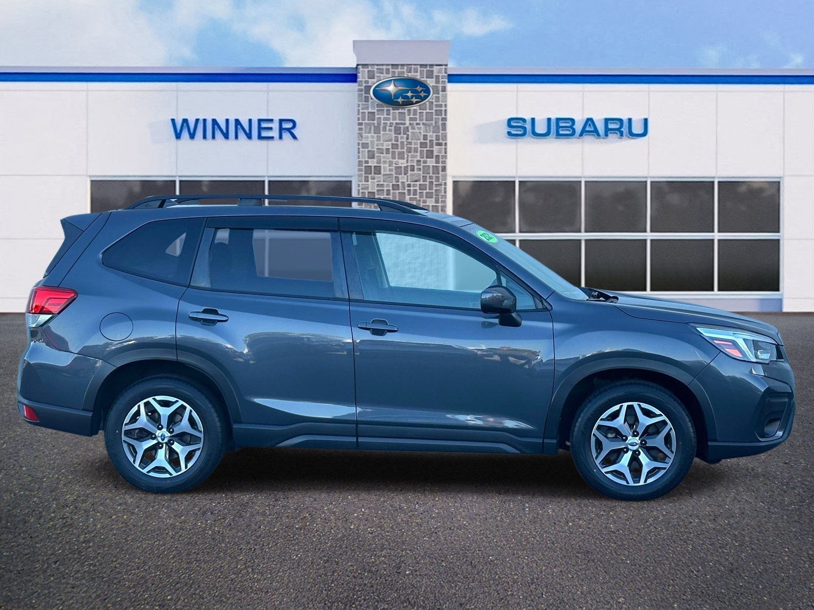 Used 2021 Subaru Forester Premium AWD/4WD image 6