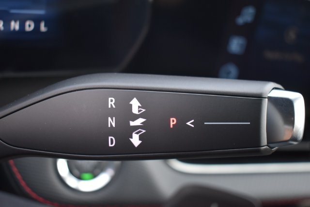 New 2027 Chevrolet Equinox RS w/ Convenience Package III FWD image 31