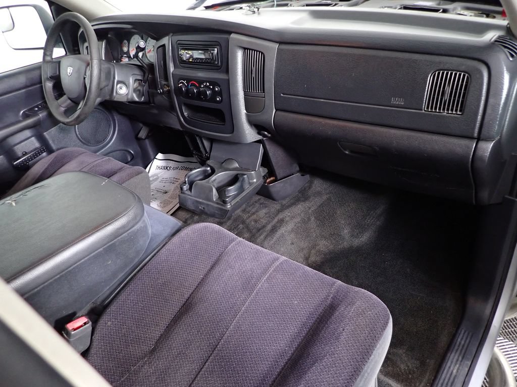 Used 2004 Dodge Ram 3500 Truck SLT w/ Trailer Tow Group RWD image 31