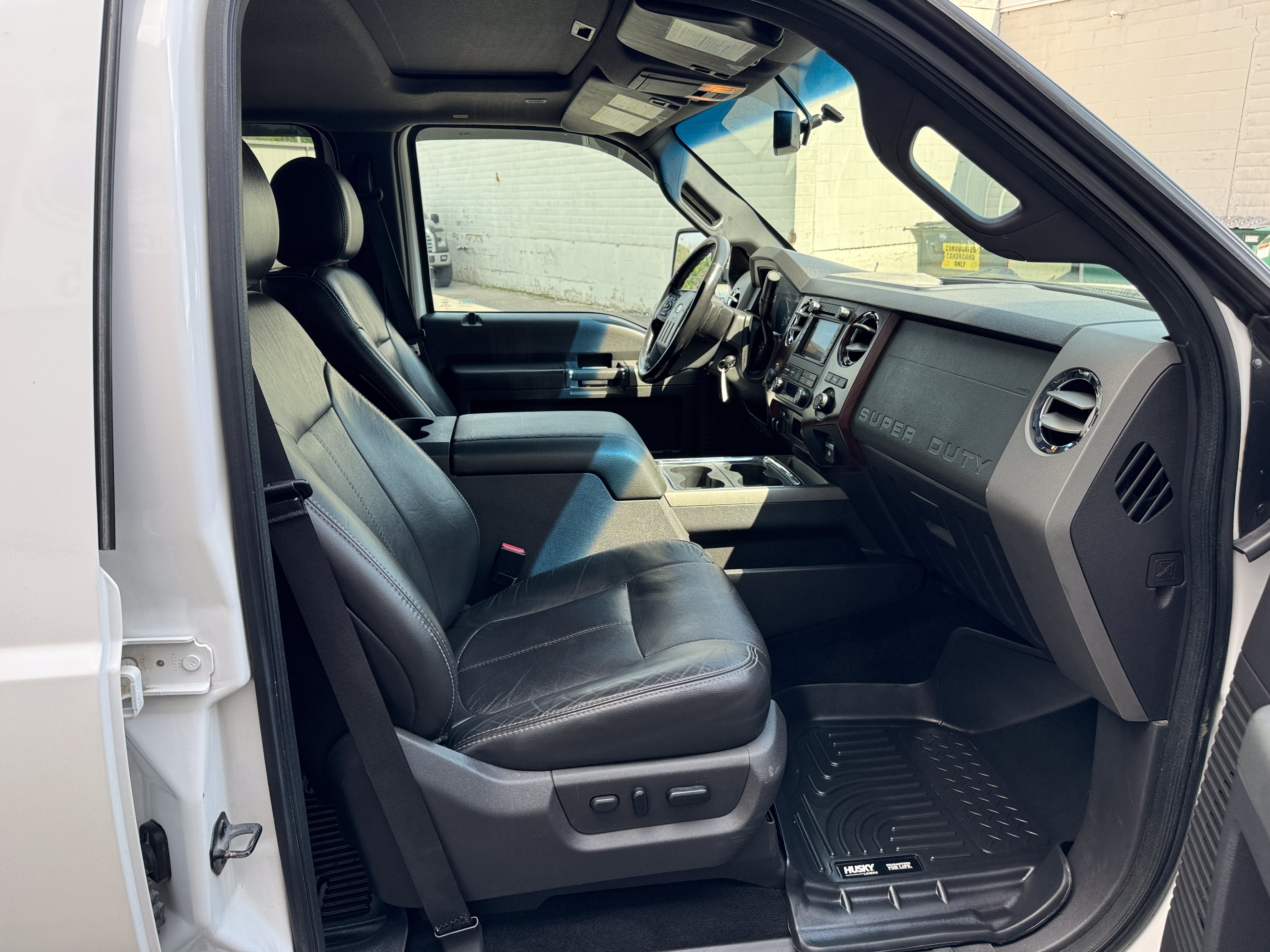 Used 2012 Ford F350 Lariat w/ Lariat Ultimate Pkg AWD/4WD image 28