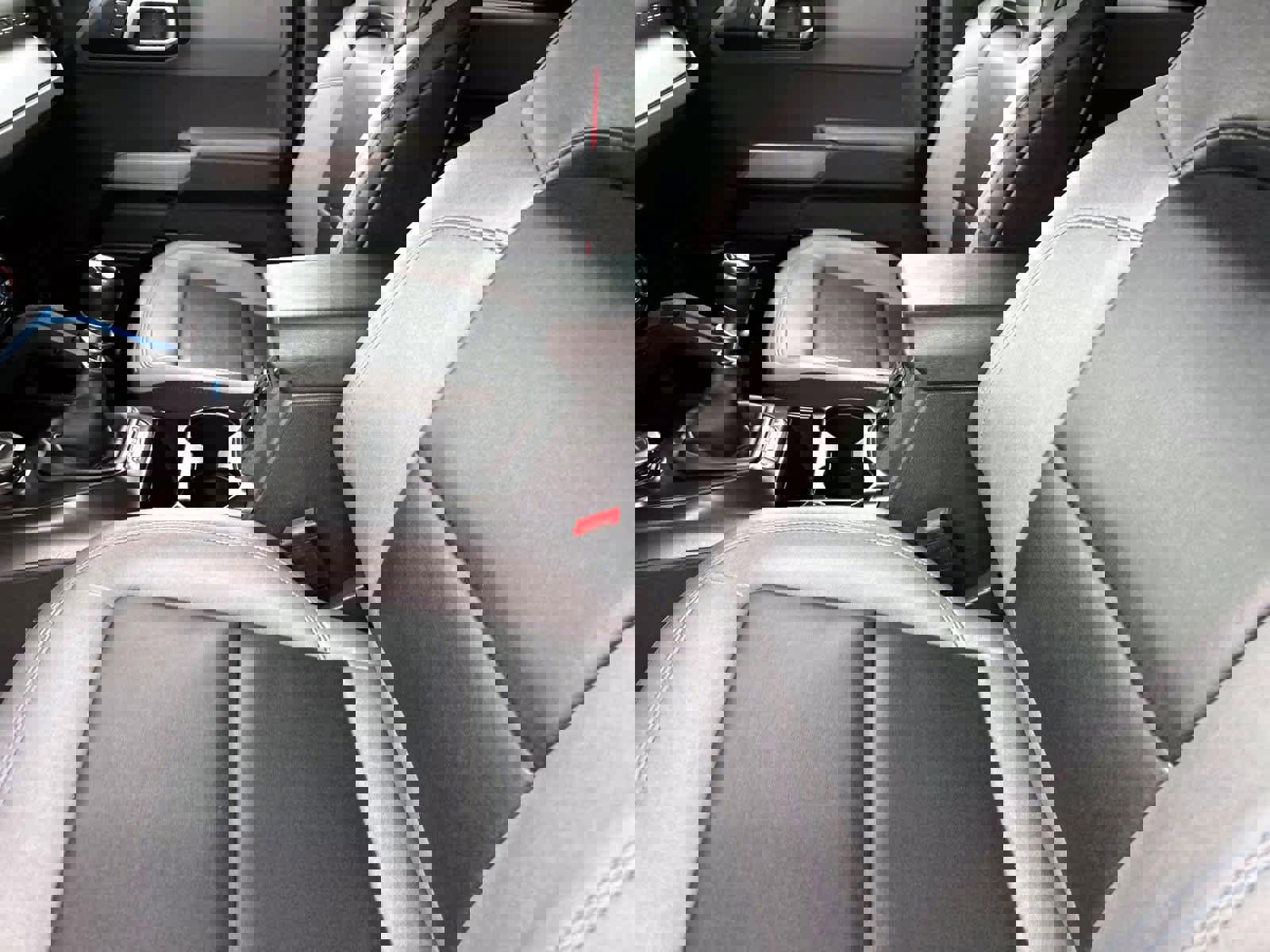 Used 2022 Ford Bronco Black Diamond image 17